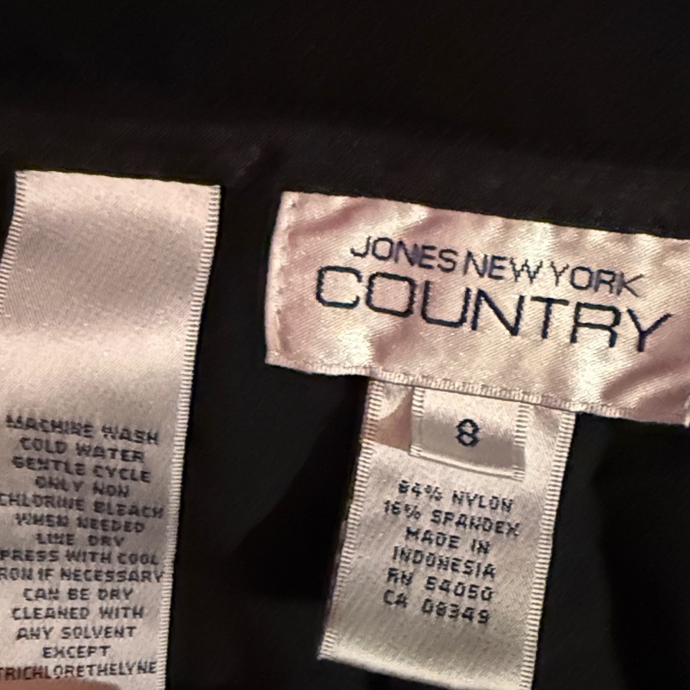 Jones New York Black Dress Pants - Classic Straight Cut - Picture 2 of 3